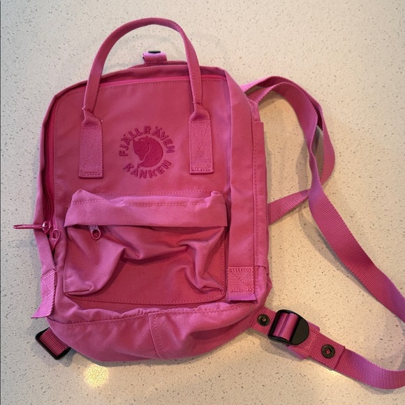 Fjallraven Handbags - Kånken Mini Pink Backpack